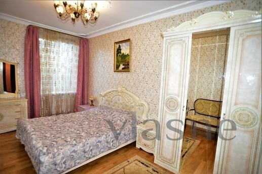 Spacious apartment for rent, Moscow - apartment by the day