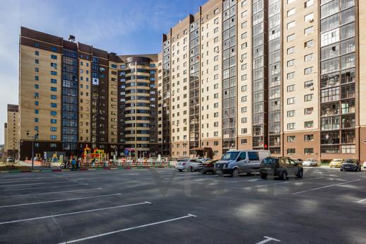 Daily Kharkov 68, Tyumen - apartment by the day