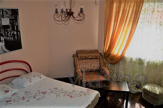 I rent daily 2 к.кв in Jubilee microdistrict ул. Klara Luchk