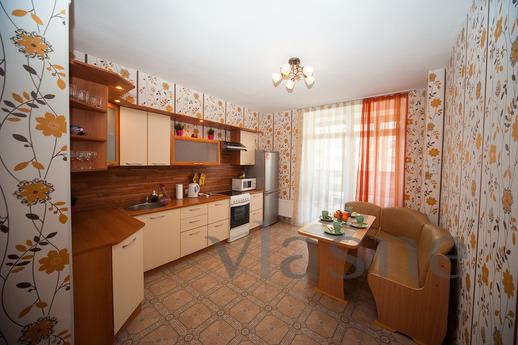 Spacious one-room apartment, Yekaterinburg - apartment by the day