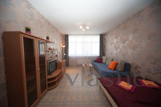 Spacious one-room apartment, Yekaterinburg - apartment by the day
