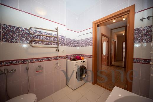 Spacious one-room apartment, Yekaterinburg - apartment by the day