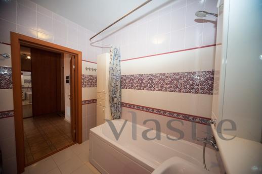 Spacious one-room apartment, Yekaterinburg - apartment by the day