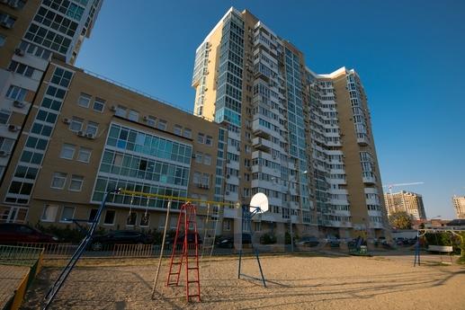 1 bedroom apartment for rent, Krasnodar - apartment by the day