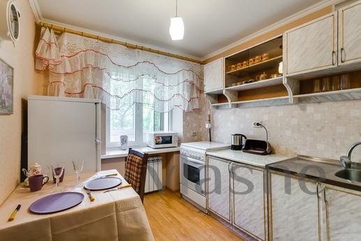 Daily Krasnoarmeyskaya 3 a, Ростов-на-Дон - апартамент за нощувки
