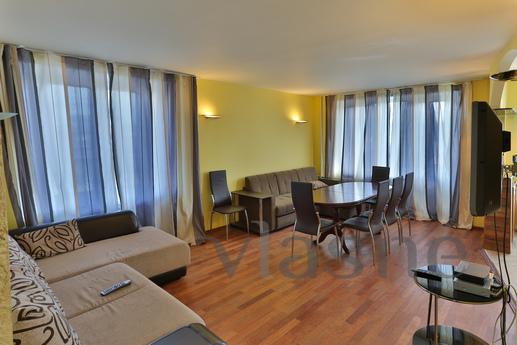 Two-bedroom apartment in walking distance from metro station