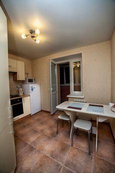 Daily Sredne-Lermontovskaya 8, Смоленск - апартамент за нощувки
