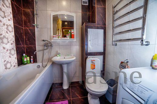 Daily Sredne-Lermontovskaya 8, Смоленск - апартамент за нощувки
