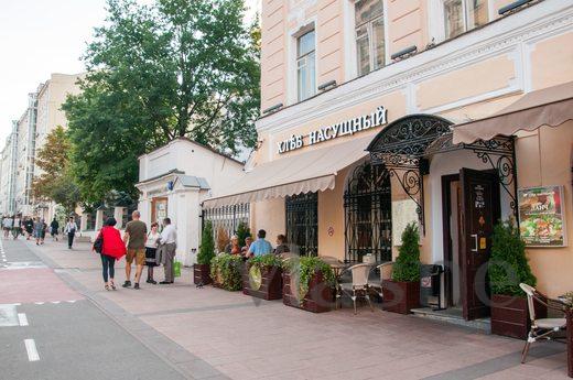 Daily Average Kislovsky Lane, d, Moscow - apartment by the day