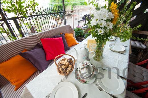 Daily Average Kislovsky Lane, d, Moscow - apartment by the day