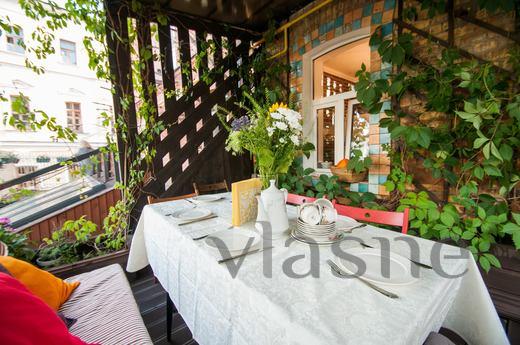 Daily Average Kislovsky Lane, d, Moscow - apartment by the day