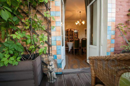 Daily Average Kislovsky Lane, d, Moscow - apartment by the day