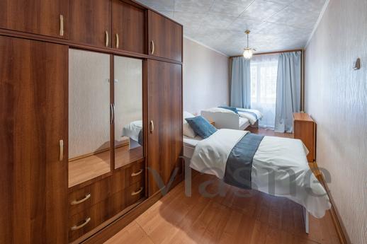 3 bedroom apartment for rent, Novosibirsk - apartment by the day