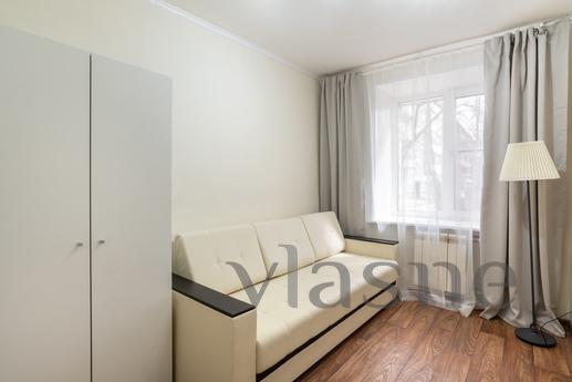 2 bedroom apartment for rent, Novosibirsk - apartment by the day