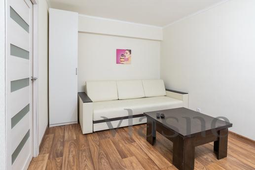 2 bedroom apartment for rent, Novosibirsk - apartment by the day