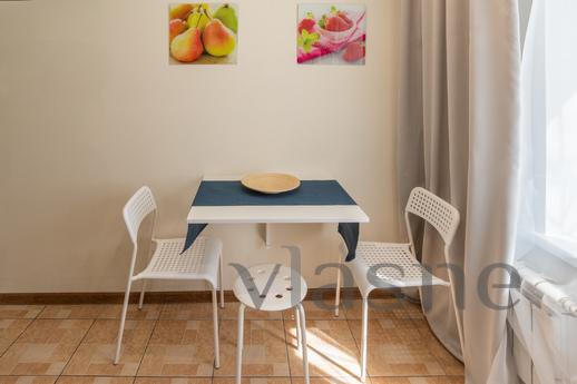 2 bedroom apartment for rent, Novosibirsk - apartment by the day