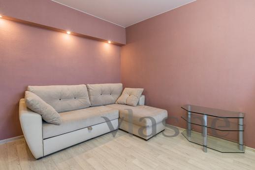2 bedroom apartment for rent, Novosibirsk - apartment by the day