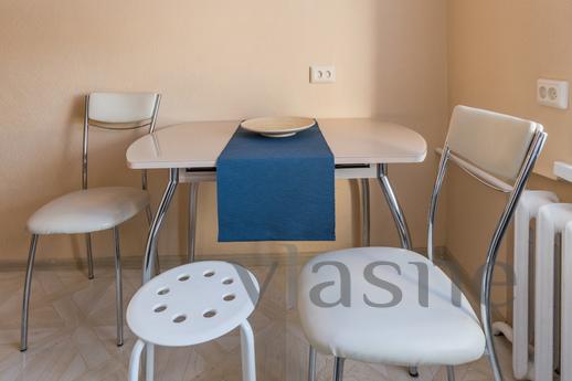2 bedroom apartment for rent, Novosibirsk - apartment by the day