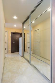 2 bedroom apartment for rent, Novosibirsk - apartment by the day