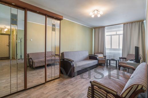 3 bedroom apartment for rent, Novosibirsk - apartment by the day