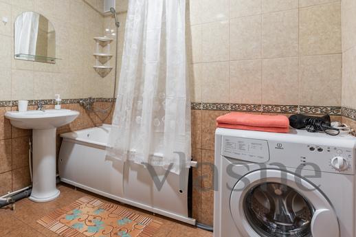2 square meters, Novosibirsk - apartment by the day
