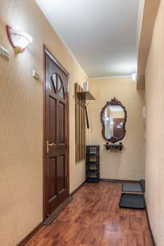 2 bedroom apartment for rent, Novosibirsk - apartment by the day