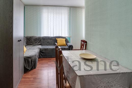 2 bedroom apartment for rent, Novosibirsk - apartment by the day