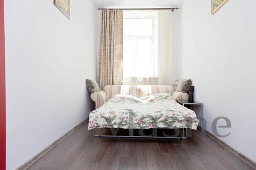 Large apartment on Prechistenka, Moscow - apartment by the day