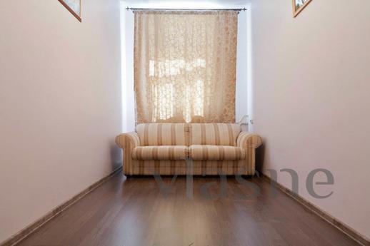 Large apartment on Prechistenka, Moscow - apartment by the day