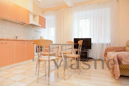 Two-bedroom apartment in the center, Moscow - apartment by the day