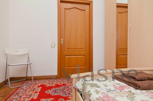 1 bedroom apartment near the metro, Moscow - apartment by the day