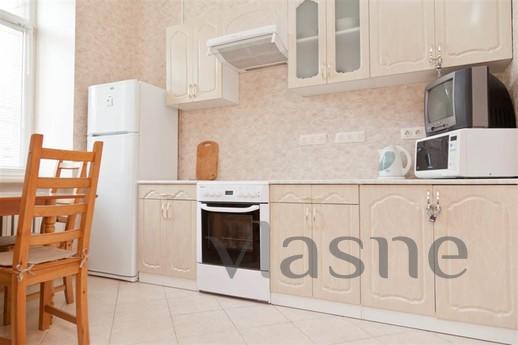 Apartment in the first high-rise, Moscow - apartment by the day