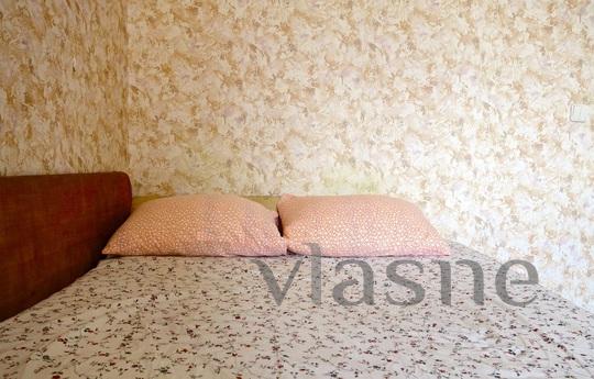 1 bedroom apartment near the metro, Moscow - apartment by the day