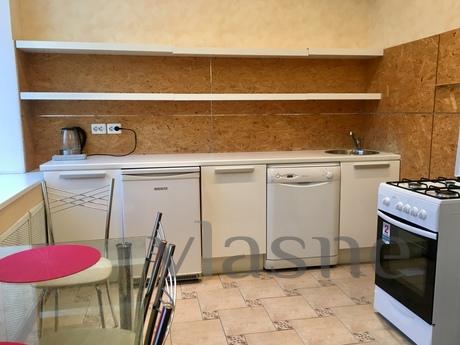 2 bedroom apartment in the center, Moscow - apartment by the day