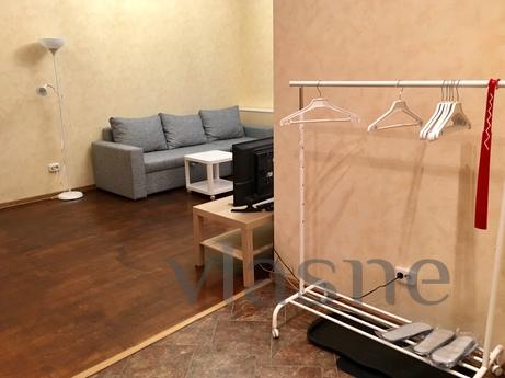 2 bedroom apartment in the center, Moscow - apartment by the day