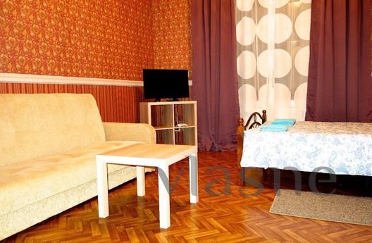 2 bedroom apartment in the center, Moscow - apartment by the day