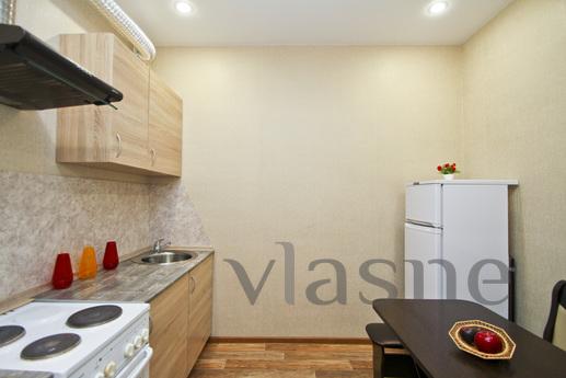 Excellent two bedroom apartment, Surgut - apartment by the day