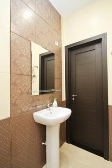 Excellent two bedroom apartment, Surgut - apartment by the day