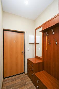Excellent two bedroom apartment, Surgut - apartment by the day