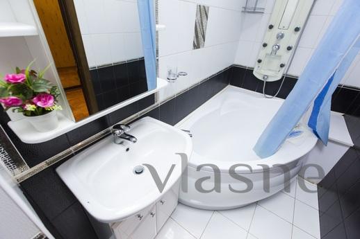 Excellent apartment with all amenities, Surgut - apartment by the day