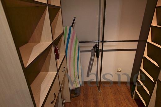 Excellent apartment with all amenities, Surgut - apartment by the day