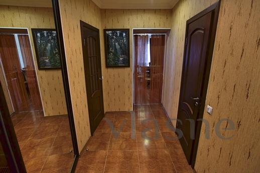 Excellent apartment with all amenities, Surgut - apartment by the day