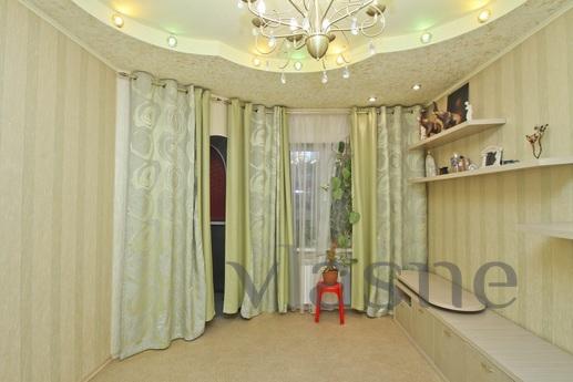Cozy one-bedroom apartment, Surgut - apartment by the day
