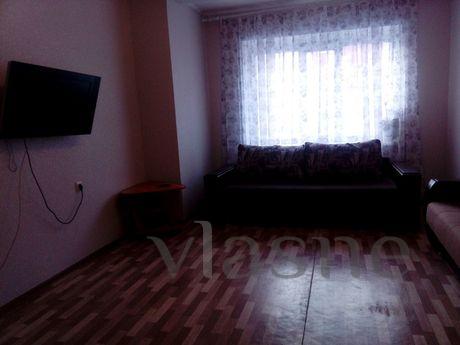spacious apartment on Kirtbai, Surgut - apartment by the day