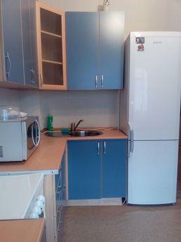 spacious apartment on Kirtbai, Surgut - apartment by the day