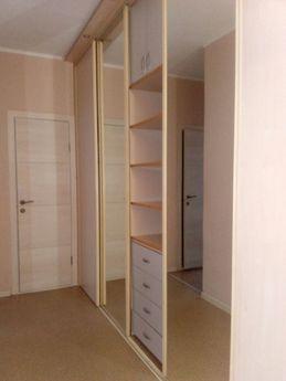 spacious apartment on Kirtbai, Surgut - apartment by the day