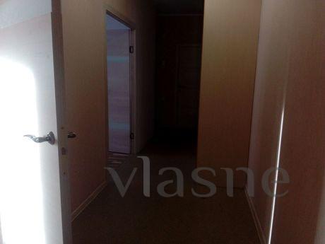 spacious apartment on Kirtbai, Surgut - apartment by the day