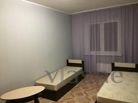 A large apartment with a touch of Aura, Surgut - apartment by the day