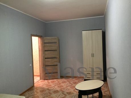 A large apartment with a touch of Aura, Surgut - apartment by the day