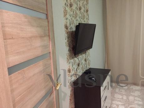 A large apartment with a touch of Aura, Surgut - apartment by the day